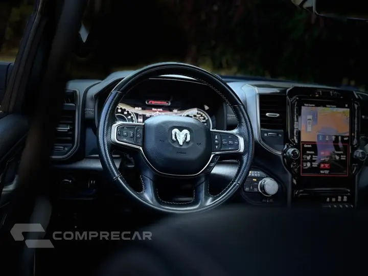 RAM 5.7 V8 1500 Rebel CD 4X4