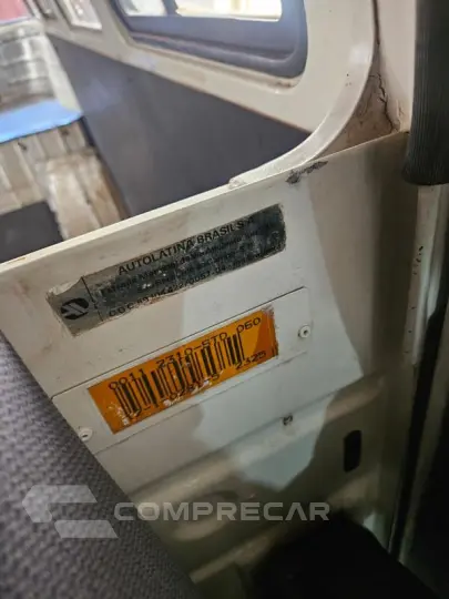 KOMBI 1.6 MI STD Lotação 8V