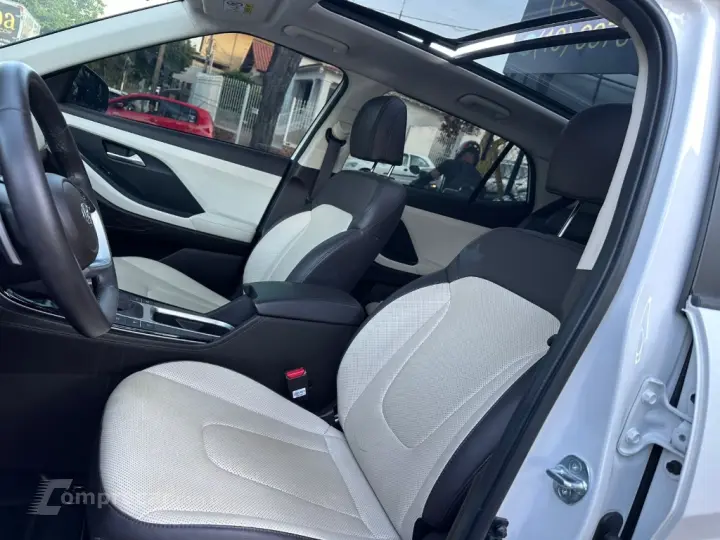 Creta Ultimate 2.0 16V Flex Aut.