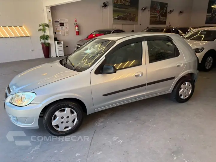 CELTA 1.0 MPFI LT 8V
