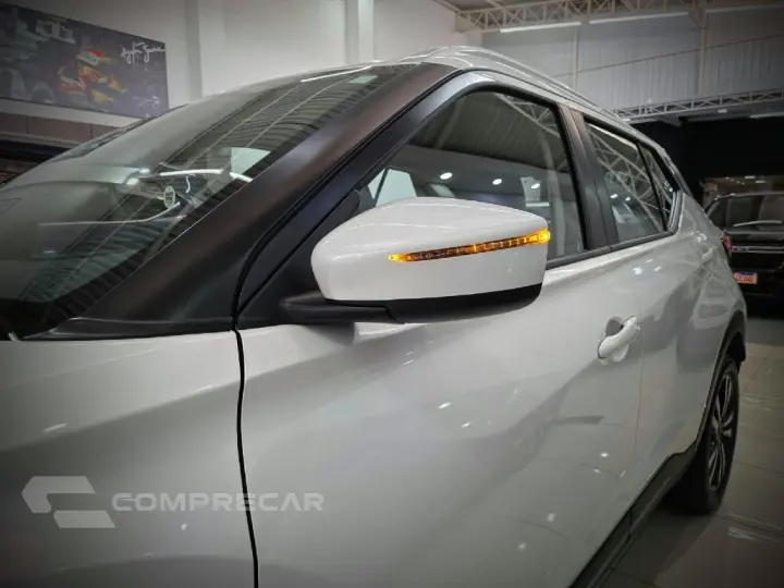 KICKS PLAY 1.6 16V FLEXSTART ADVANCE PLUS XTRONIC