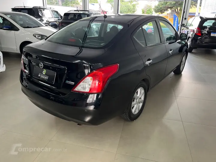 VERSA SL 1.6 16V Flex Fuel 4p Mec.