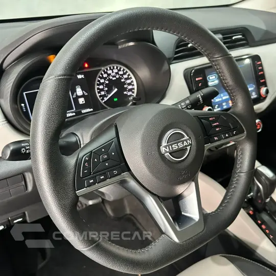 VERSA Exclusive 1.6 16V Flex Aut.