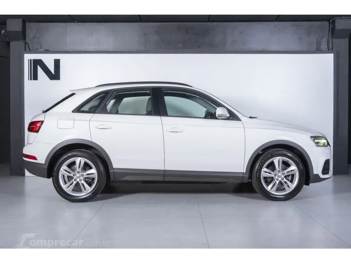 Q3 1.4 TFSI AMBIENTE GASOLINA 4P S TRONIC