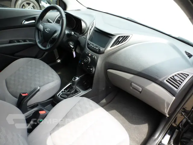 HB20S 1.6 Comfort Plus 16V