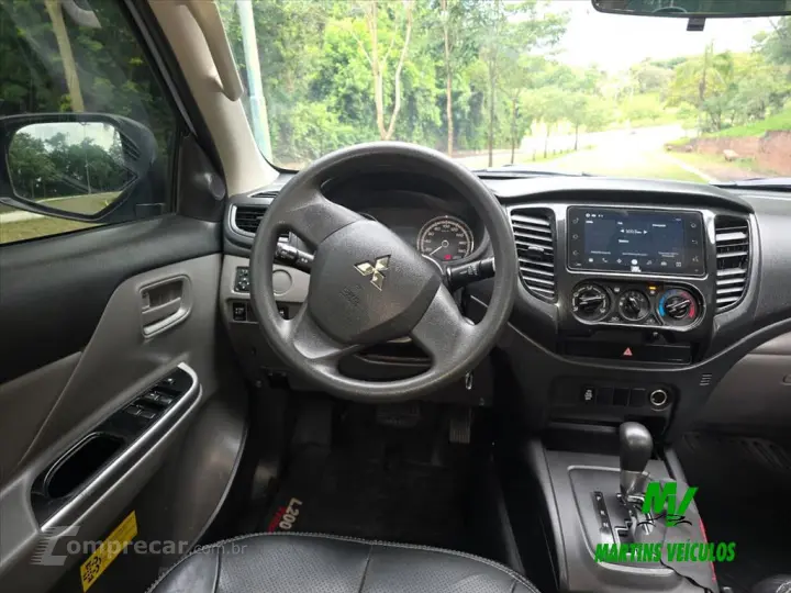 L200 TRITON 2.4 16V TURBO DIESEL OUTDOOR GLS CD 4