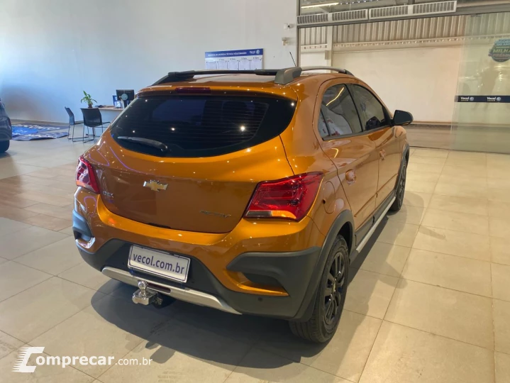 Onix Hatch 1.4 4P FLEX ACTIV AUTOMÁTICO