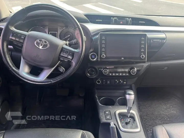 Hilux 2.8 D-4D TURBO DIESEL CD SRX 4X4 AUTOMÁTICO