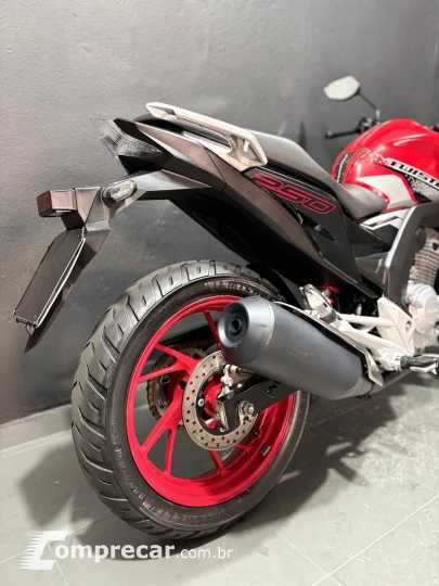 CB 250 TWISTER CBS