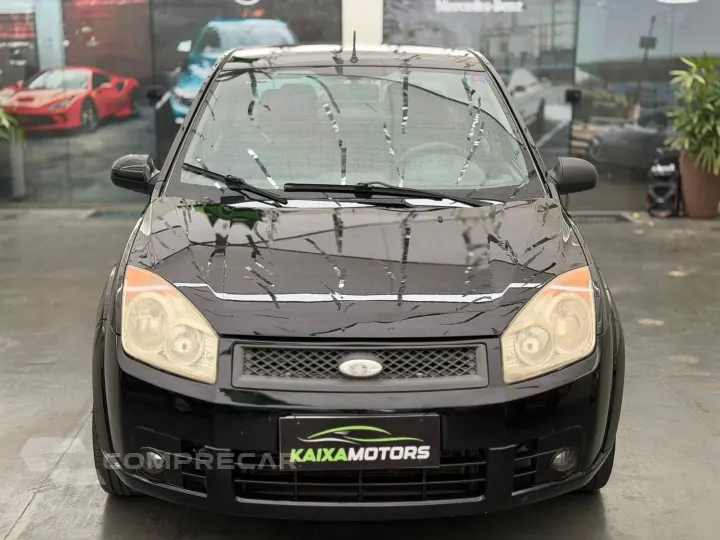 FIESTA 1.6 MPI First Sedan 8V