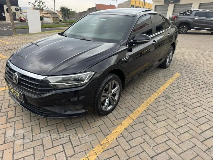 Jeta R-Line TSI