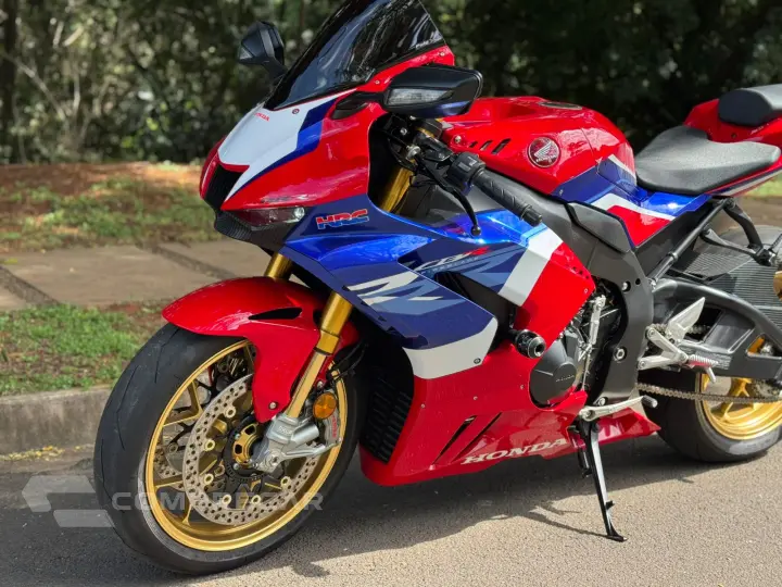 CBR 1000RR-R Fireblade SP