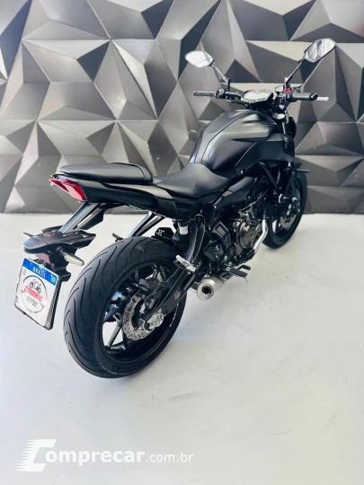 mt 07 abs