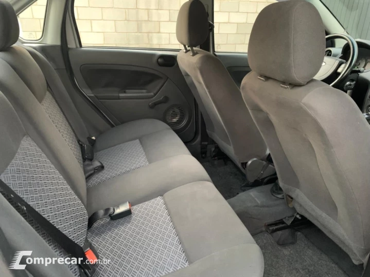 FIESTA 1.6 MPI SEDAN 8V FLEX 4P MANUAL