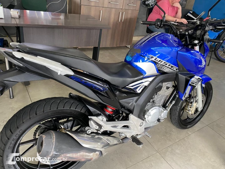 CB 250F TWISTER