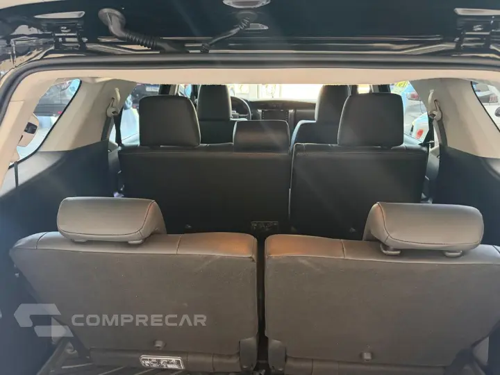 Hilux SW4 2.8 16V 4P SRX 4X4 7 LUGARES TURBO DIESEL AUTOMÁTI