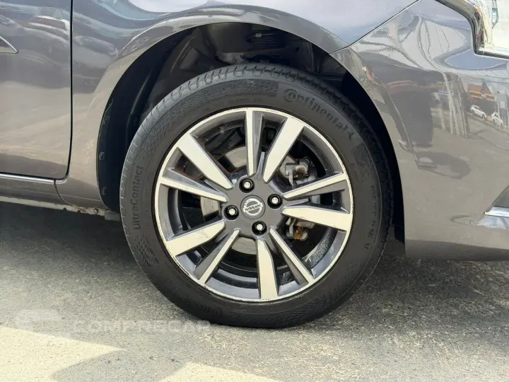 VERSA SL 1.6 16V FlexStart 4p Aut.