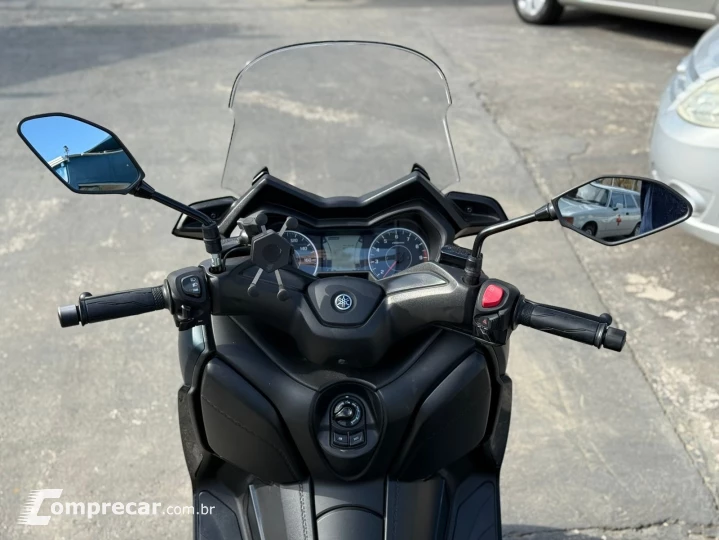 XMAX 250 ABS