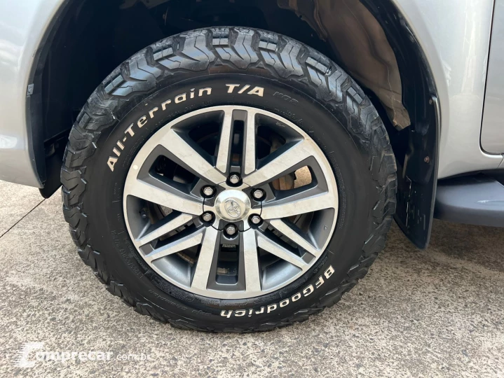 HILUX 2.8 D-4d Turbo CD SRX 4X4