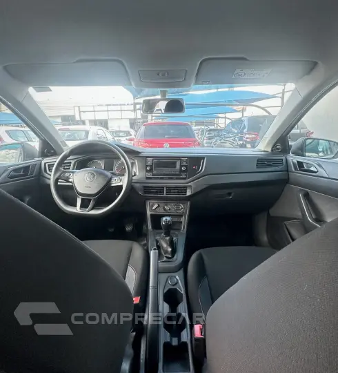 Polo Hatch 1.0 4P MPI TRACK