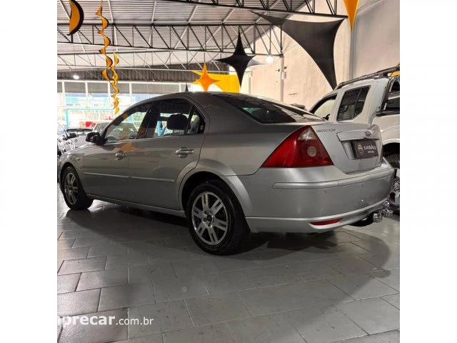 MONDEO - 2.0 GHIA 16V 4P AUTOMÁTICO