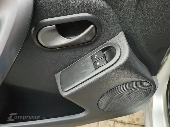 SANDERO 1.0 EXPRESSION 16V FLEX 4P MANUAL