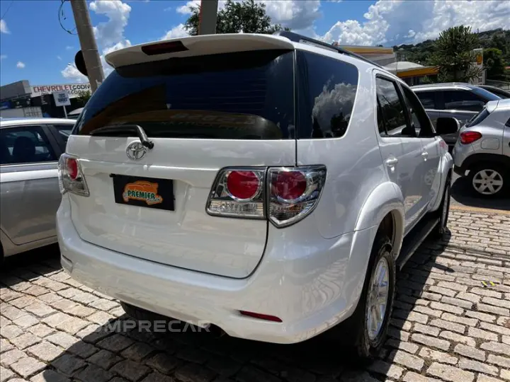 HILUX SW4 2.7 SR 4X2 16V