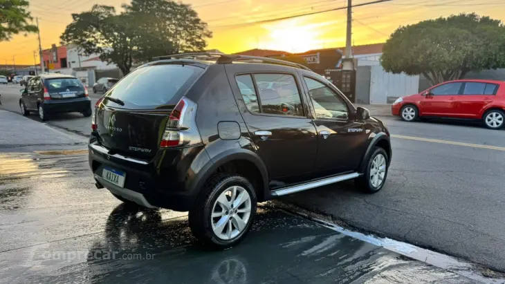 SANDERO 1.6 16V SCE Stepway