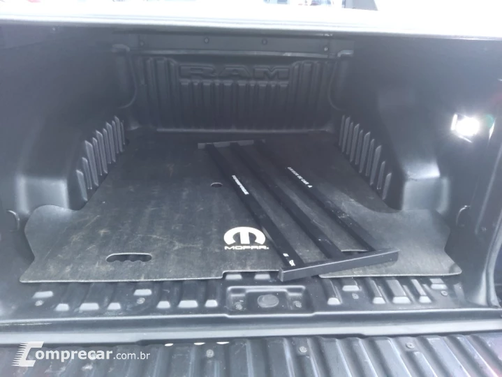 RAMPAGE 2.0 HURRICANE 4 TURBO GASOLINA R/T 4X4 AUTOMÁTICO