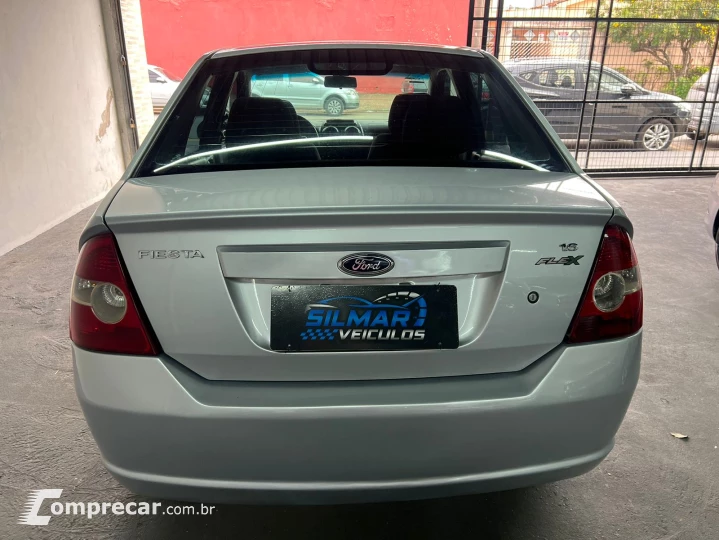 FIESTA 1.6 Rocam SE Sedan 8V