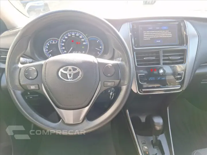 YARIS 1.5 16V FLEX SEDAN XL LIVE MULTIDRIVE