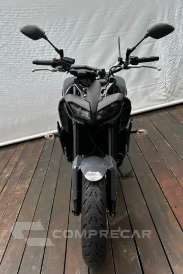 YAMAHA MT-09
