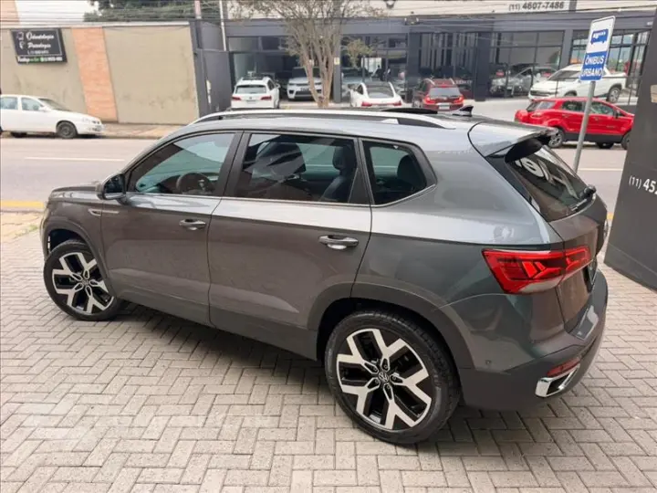 TAOS 1.4 250 TSI Highline