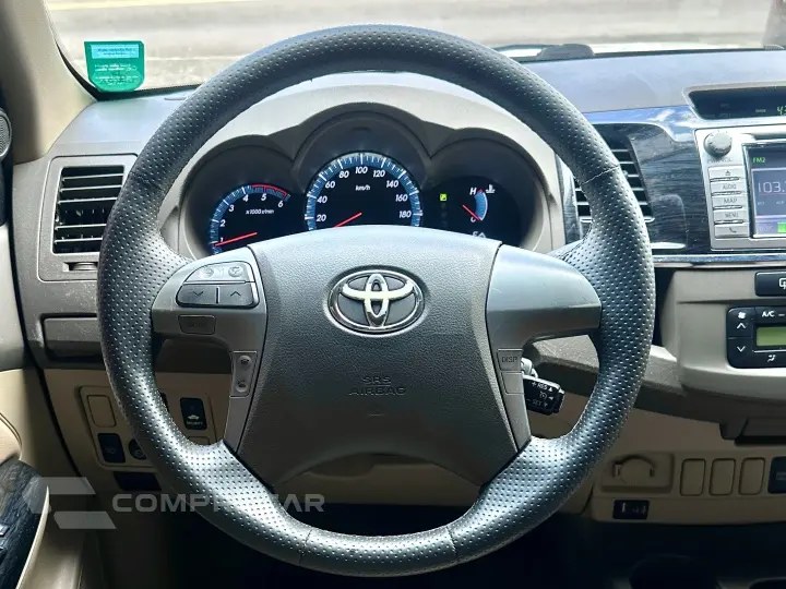 HILUX SW4 3.0 SRV 4X4 16V TURBO INTERCOOLER DIESEL 4P AUTOMÁ