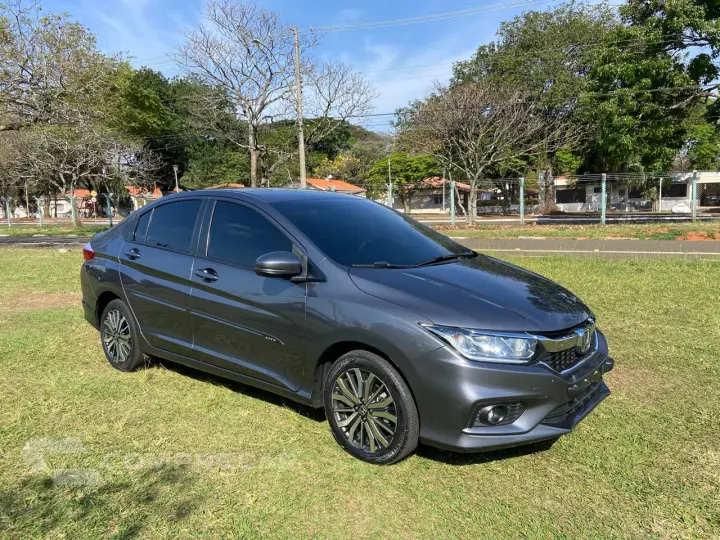 CITY 1.5 LX Sedan 16V
