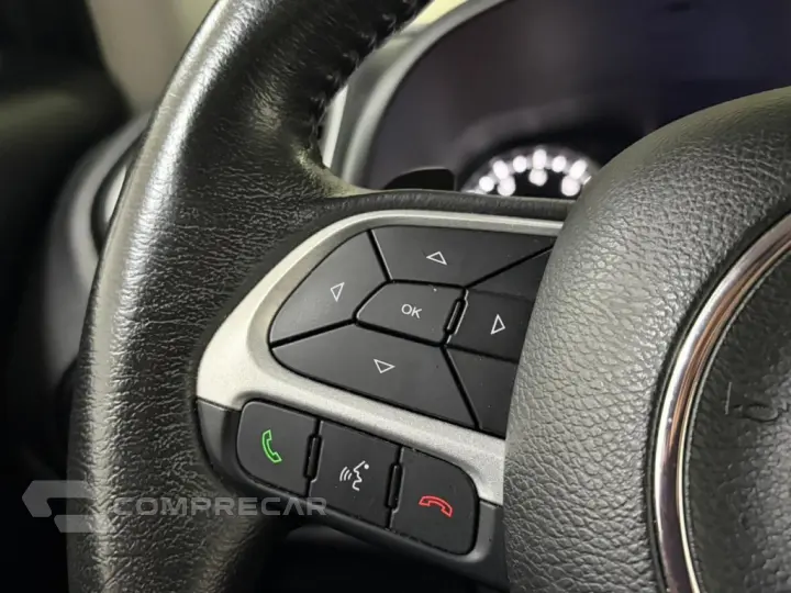 RENEGADE 1.8 16V FLEX LONGITUDE 4P AUTOMÁTICO