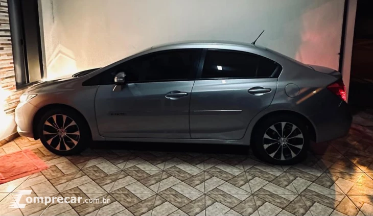 CIVIC 2.0 LXR 16V