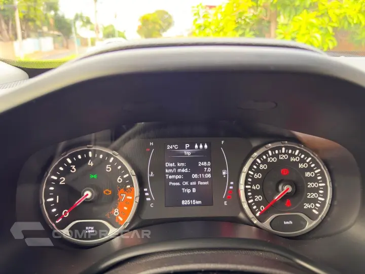 RENEGADE 1.8 16V FLEX LONGITUDE 4P AUTOMÁTICO