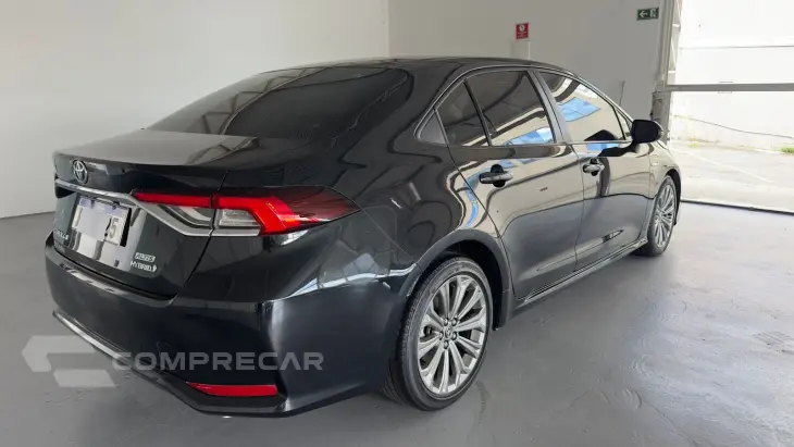 COROLLA 1.8 VVT-I Hybrid Altis