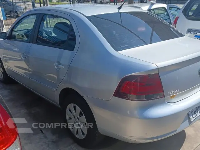 VOYAGE - 1.0 MI 8V 4P MANUAL