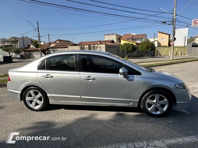 CIVIC - 1.8 LXS 16V 4P MANUAL