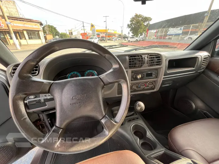 S10 2.4 MPFI RODEIO 4X2 CD 8V FLEX 4P MANUAL