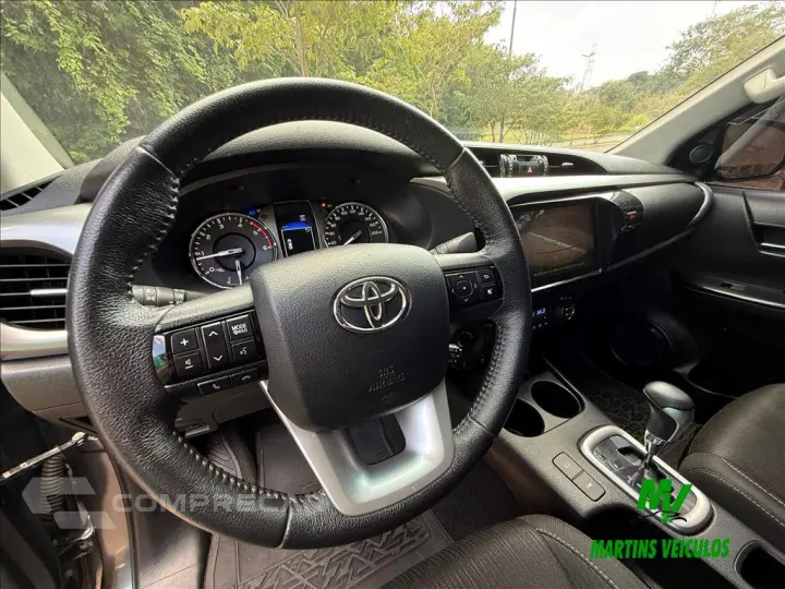 HILUX 2.8 D-4D TURBO DIESEL CD SR 4X4 AUTOMÁTICO