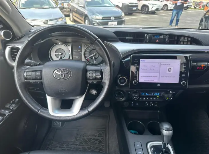 HILUX 2.8 D-4D TURBO DIESEL CD SRX 4X4 AUTOMÁTICO