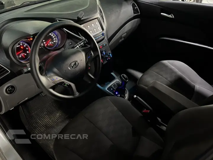 HB20S 1.6 COMFORT PLUS 16V FLEX 4P AUTOMÁTICO