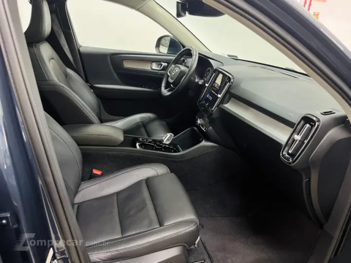 EX40 P6 Recharge Electric Plus