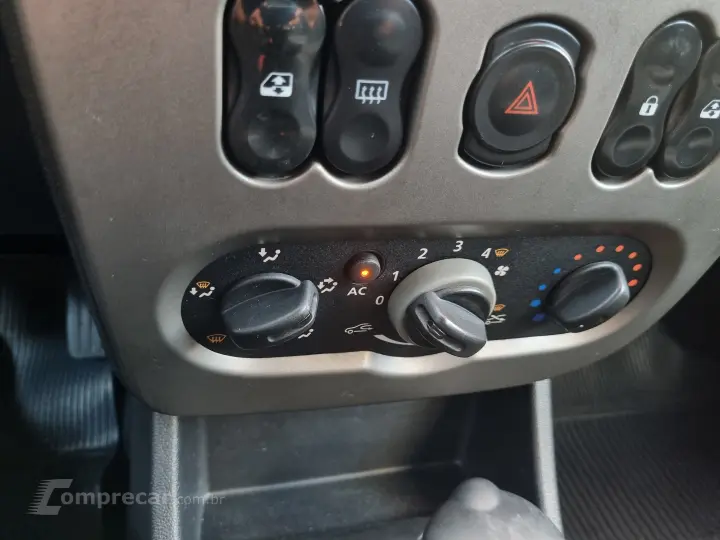 SANDERO 1.6 Expression 8V