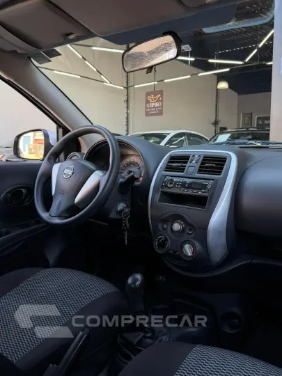 VERSA 1.0 12V FlexStart 4p Mec.