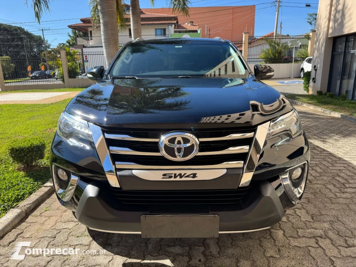 HILUX SW4 2.8 SRX 4X4 7 Lugares 16V Turbo Intercooler