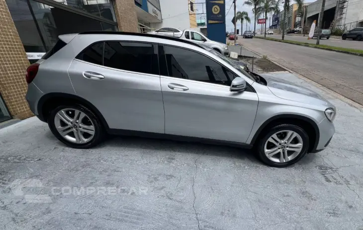 GLA 200 Style 1.6 TB 16V/Flex Aut.